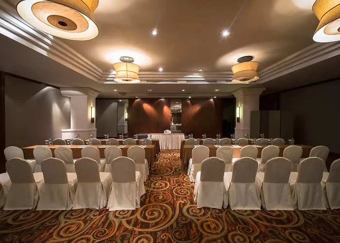 Le Meridien Angkor Hotel 5*