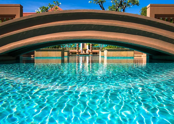 Le Meridien Angkor Hotel 5*